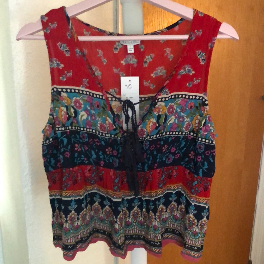 Sleeveless blouse